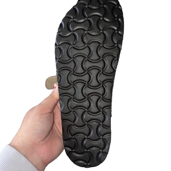 Women’s White Mountain Helga, Snake, 9M Sandals *NEW* - Picture 3 of 4